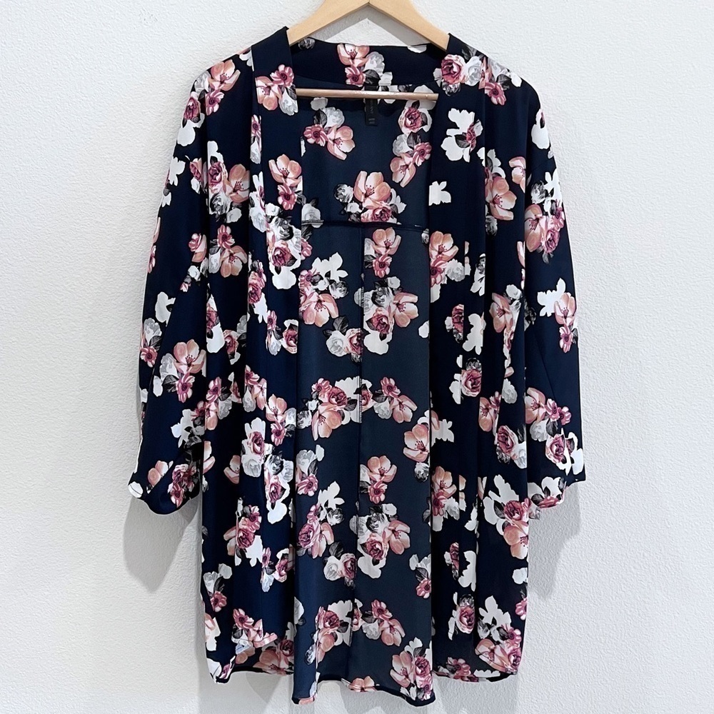 LANE Bryant Floral Kimono Size 18/20